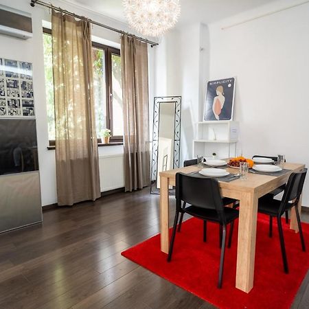 Cozy & Spacious Flat Near Victoriei Square Bucarest Exterior foto